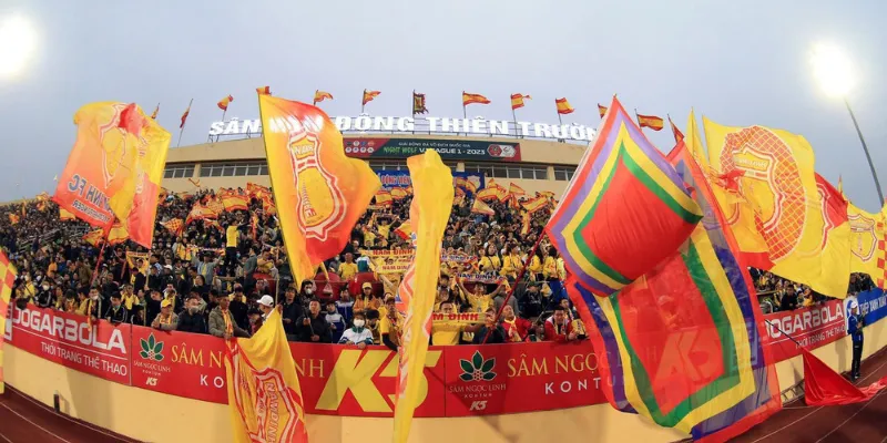 Hành trình hình thành cổ động viên bóng đá Nam Định