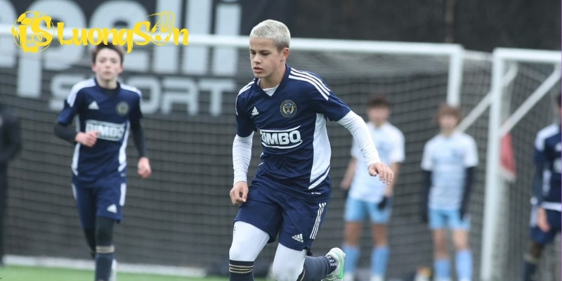 Cavan Sullivan sinh năm 2009, là tài năng bóng đá trẻ sáng giá của Mỹ