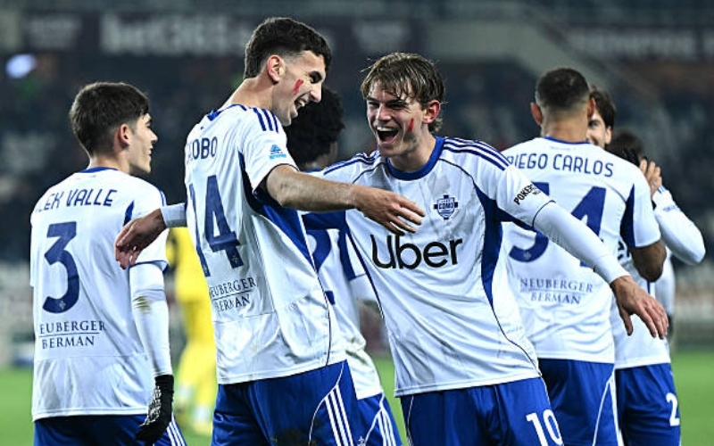 Como - Sassuolo (2-0): Como Đánh Bại Sassuolo Bằng Lối Chơi Hiện Đại.