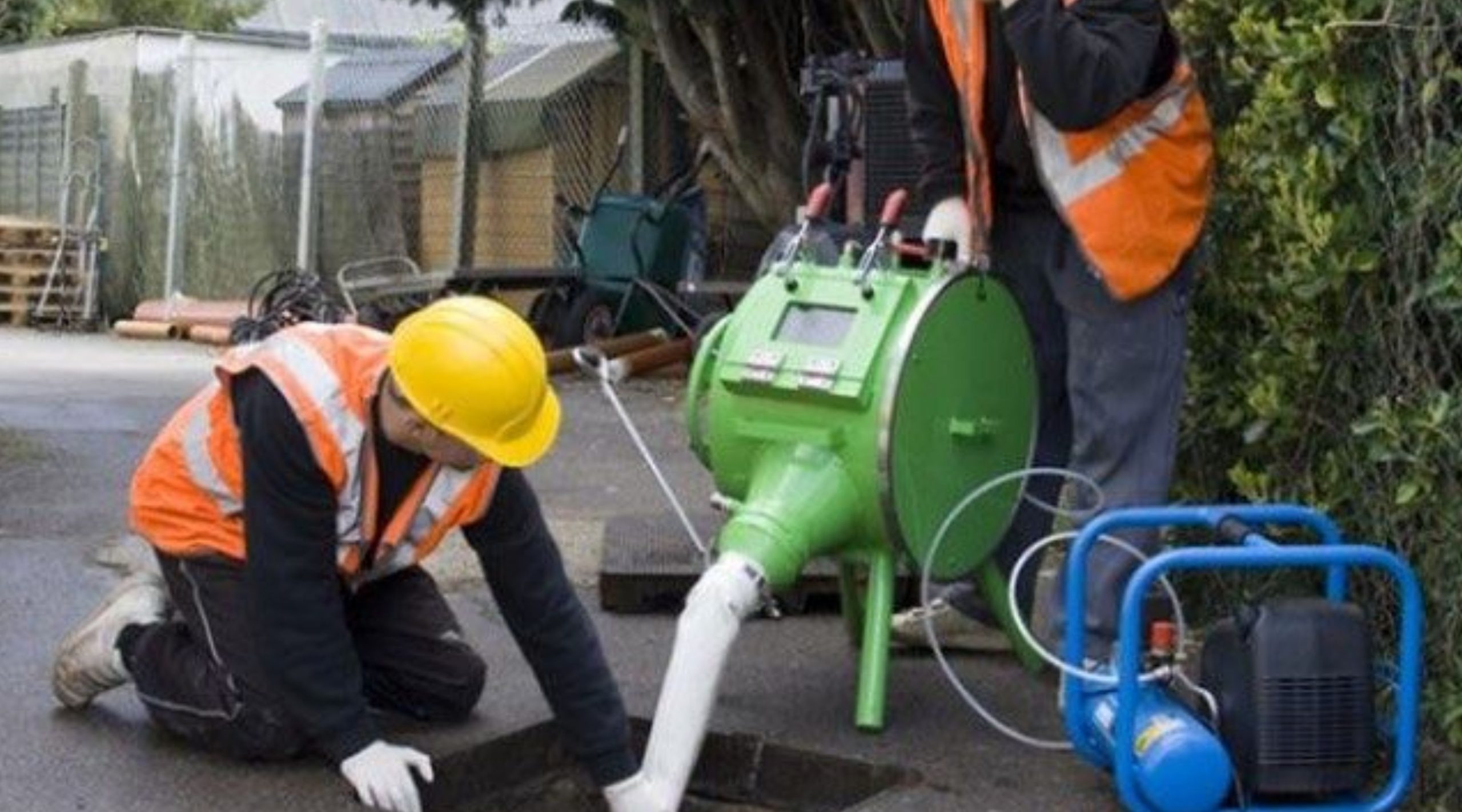 Thông Tắc Cống Tại Hoàng Mai Giá Rẻ 