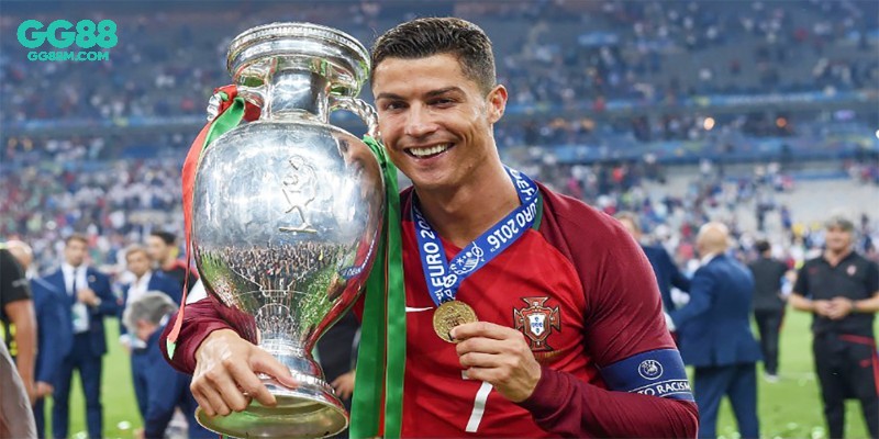 Danh hiệu trong sự nghiệp là mục tiêu quan trọng của cầu thủ