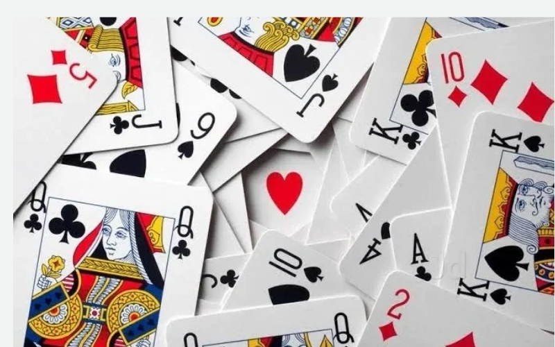 Sự chuyển mình của bộ bài khi du nhập vào châu Âu