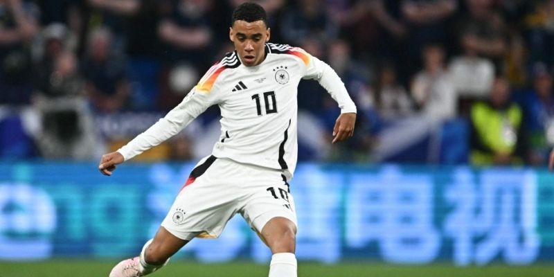 Những Yếu Tố Tạo Nên Cầu Thủ Ghi Bàn Từ Ngoài Vòng Cấm