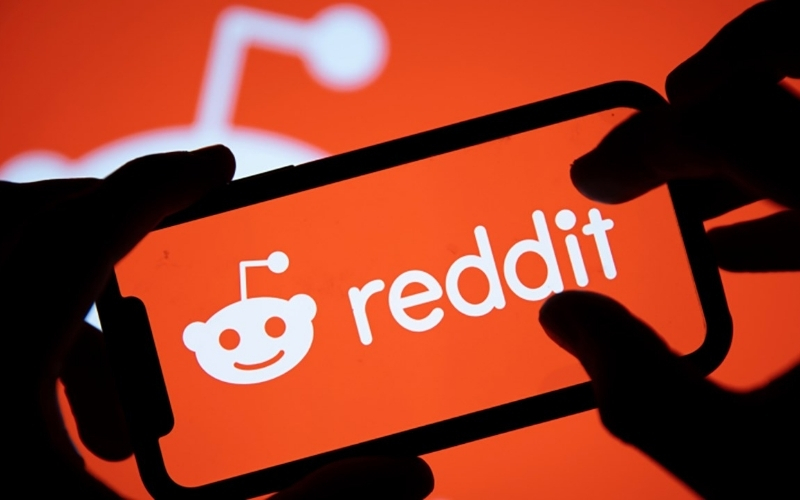 Vai trò của cộng đồng Discord và Reddit trong việc cải thiện và vá lỗi Game