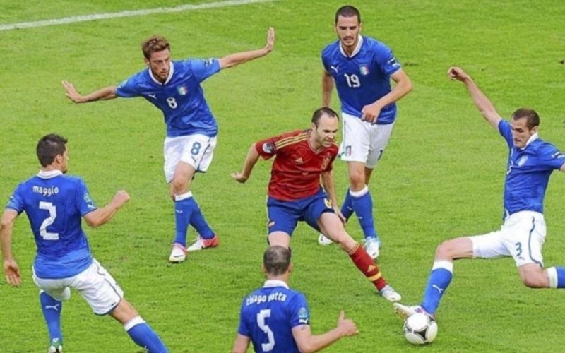 Nghệ thuật phòng ngự Catenaccio Di sản của bóng đá Ý