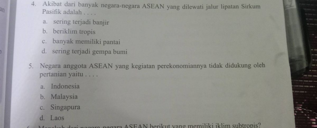 Soal tentang akibat negara ASEAN dilewati jalur lipatan Sirkum Pasifik beserta pilihan jawaban